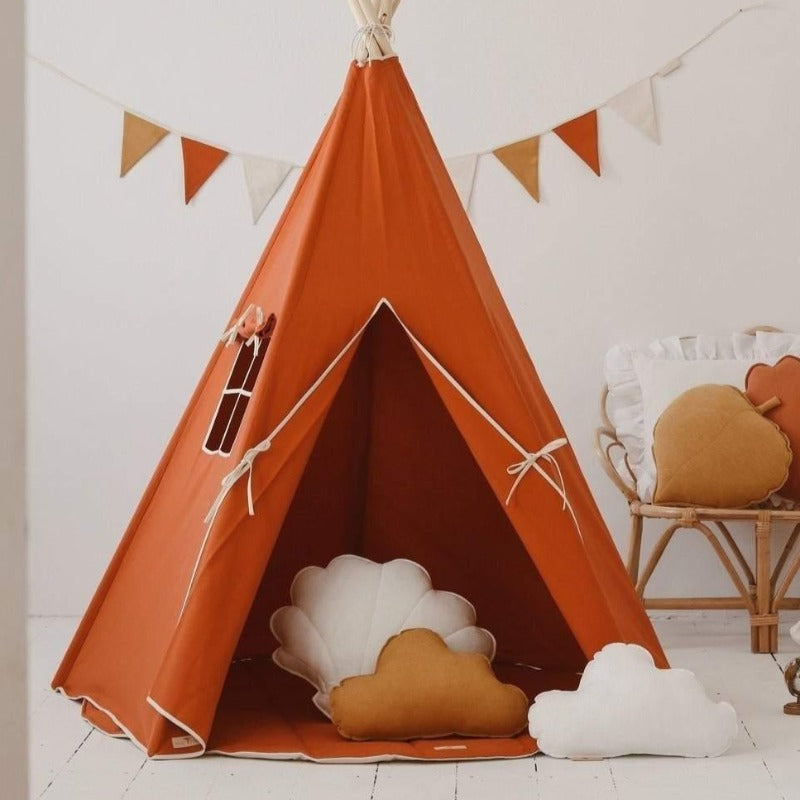 Ensemble-tipi-tapis-Renard-roux