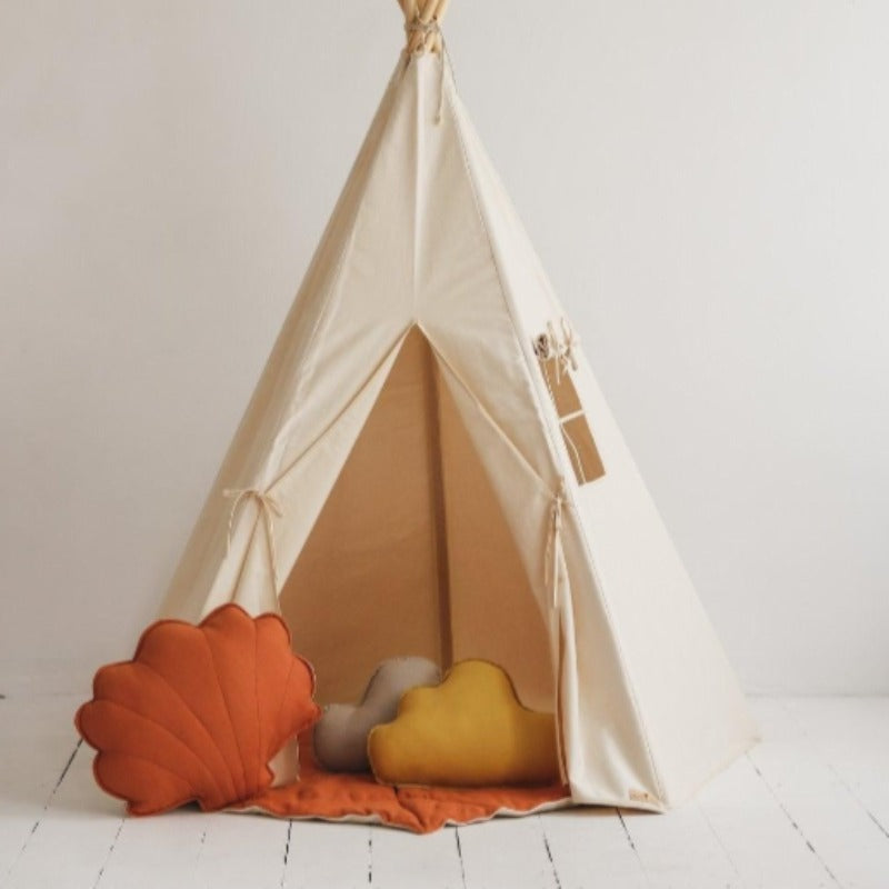 Ensemble-tipi-tapis-beige