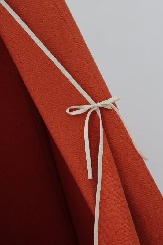 Tente-Tipi-Renard-Rouge-noeud-blanc