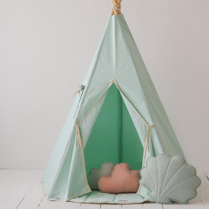 Ensemble-tipi-Menthe-Brouillard-avecpompons-tapis