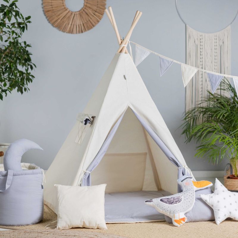 tipi-enfant-interieur