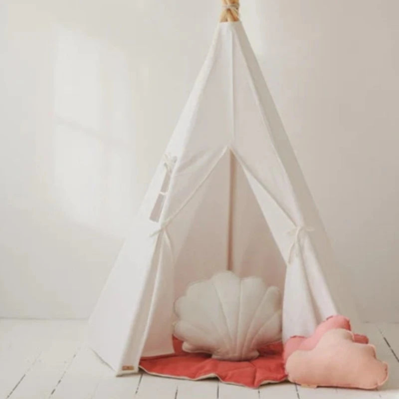 tipis-blanche-neige-blanc